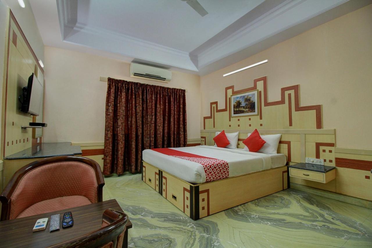 Hotel Vaccinated Staff - Collection O 13595 Vt Residency Bangalore Exterior foto